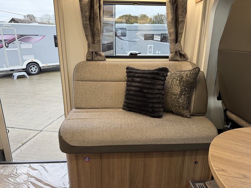 Bailey Autograph IV 72-2 2026 Motorhome - Large 14