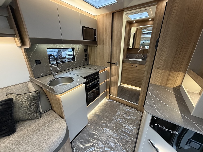 Bailey Autograph IV 72-2 2026 Motorhome - Large 17