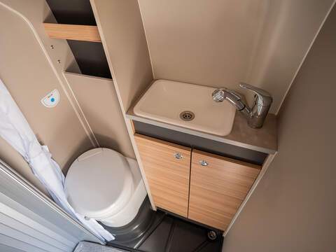 Bailey Endeavour B62 Campervan - N2205
