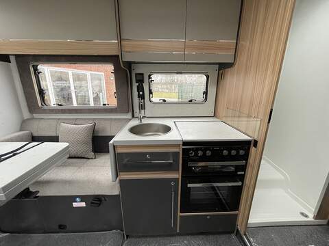 Bailey Adamo Refresh 75-4T Motorhome - N2206