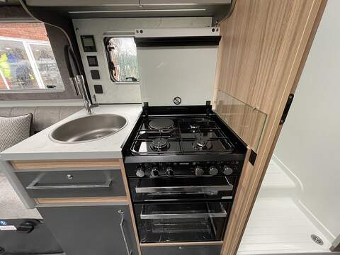Bailey Adamo Refresh 75-4T Motorhome - N2206