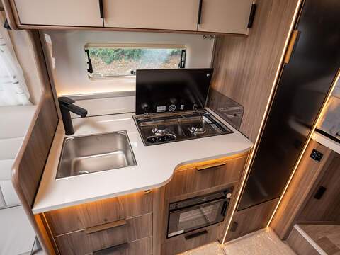 Coachman Sportivo 565 Motorhome - N2211