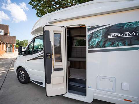 Coachman Sportivo 565 Motorhome - N2211