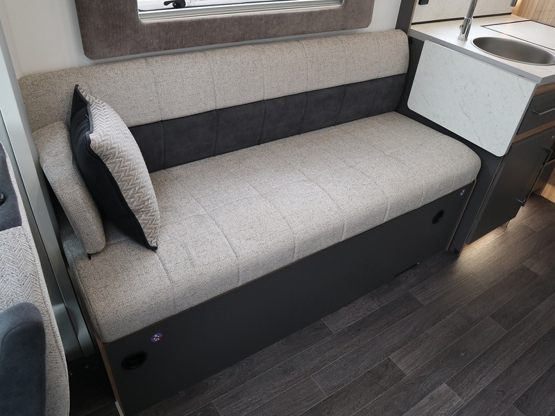 Bailey Adamo Refresh 60-2  Motorhome - Large 10