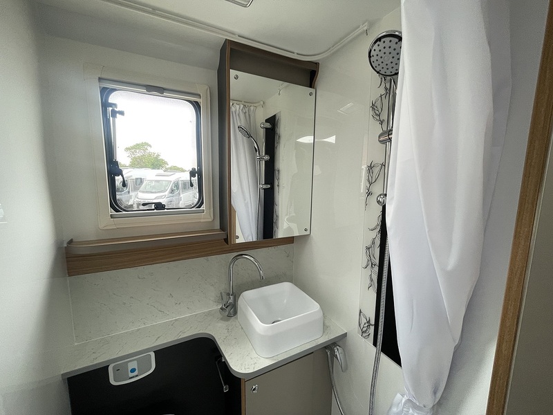 Bailey Adamo Refresh 75-4DL 2026 Motorhome - Large 16