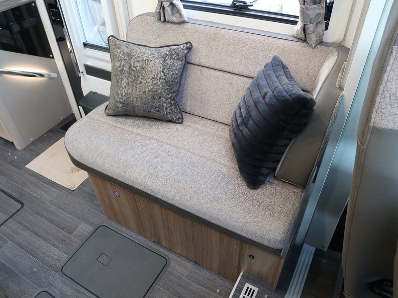 Bailey Autograph IV 72-2 2026 Motorhome - Large 12