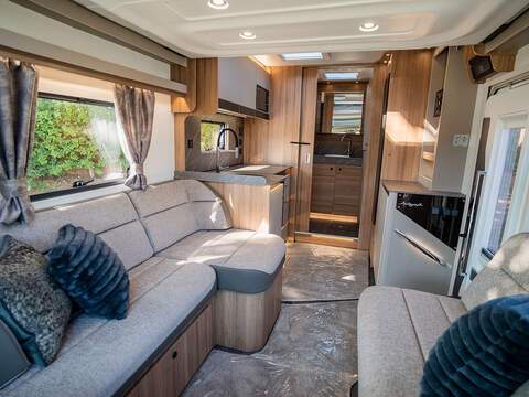 Bailey Autograph IV 72-2 Motorhome - N2222