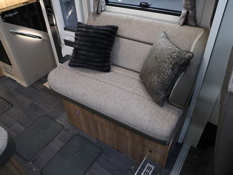 Bailey Autograph IV 79-4T Motorhome - N2224