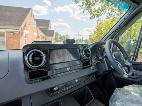 Hymer GT-S 600 Motorhome - N2229