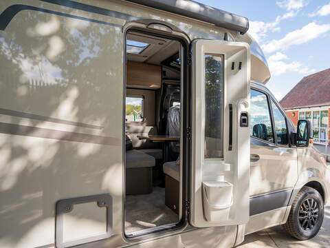 Hymer GT-S 600 Motorhome - N2229