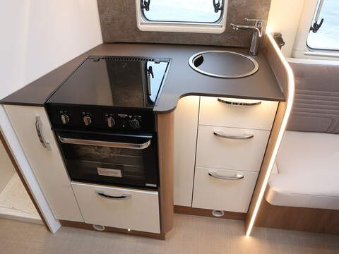 Burstner Lyseo TD 727G Motorhome - N2234