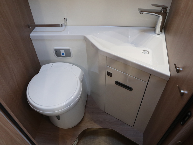 Burstner Lyseo TD 727G  Motorhome - Large 22