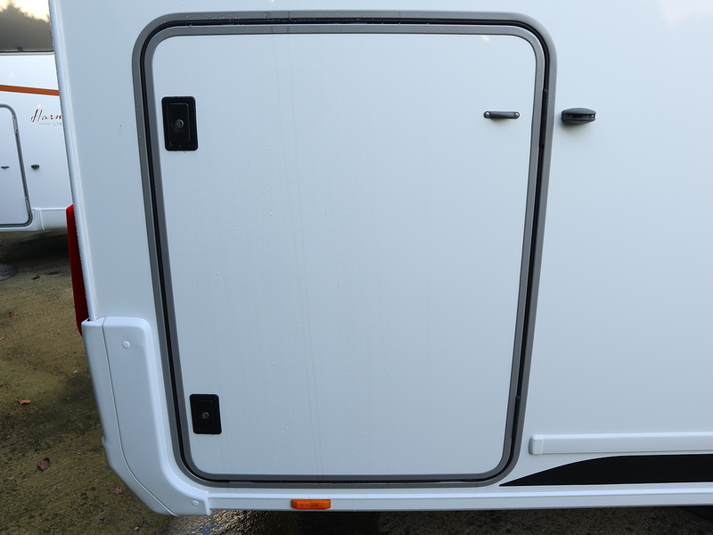 Burstner Campeo TD IT 736  Motorhome - Large 3