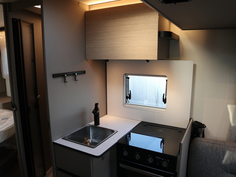 Burstner Campeo TD IT 736  Motorhome - Large 17