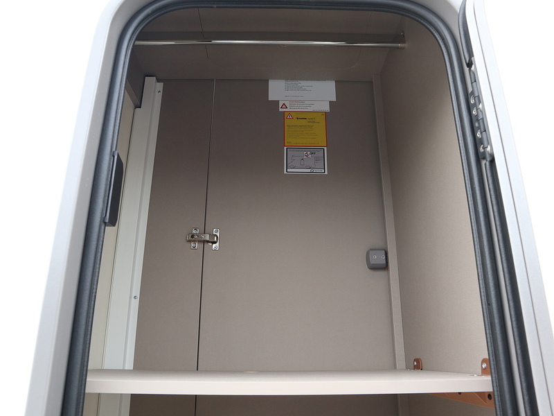 Burstner Campeo TD IT 590  Motorhome - Large 8