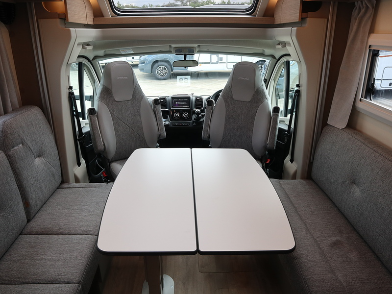 Burstner Campeo TD IT 590  Motorhome - Large 19