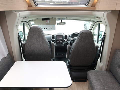 Burstner Campeo TD 660 Motorhome - N2237
