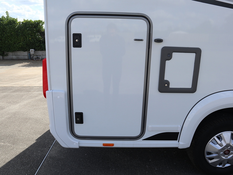 Burstner Campeo TD 676  Motorhome - Large 4