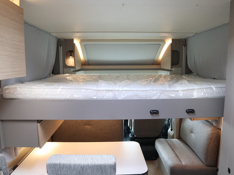 Burstner Campeo TD 676  Motorhome - Large 17