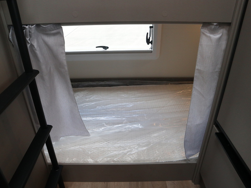 Burstner Campeo TD 676  Motorhome - Large 25
