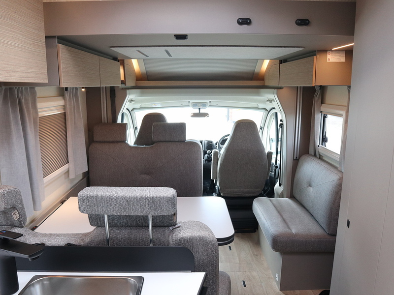 Burstner Campeo TD 676  Motorhome - Large 30