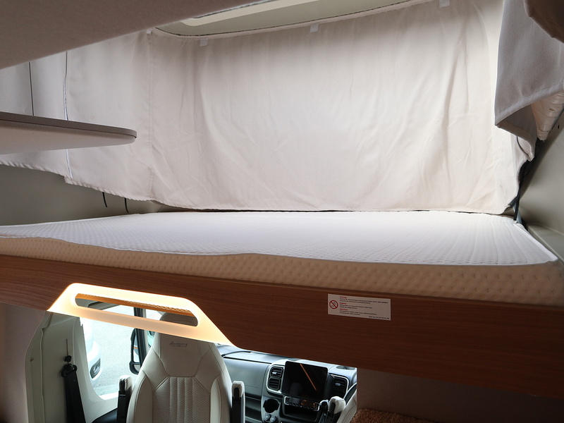 Burstner Lyseo Gallery T689G  Motorhome - Large 22