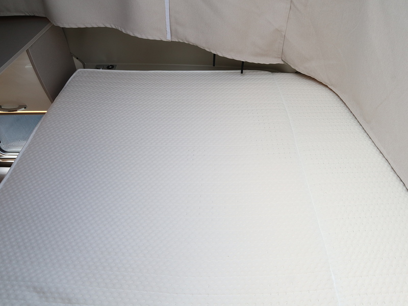 Burstner Lyseo Gallery T689G  Motorhome - Large 24