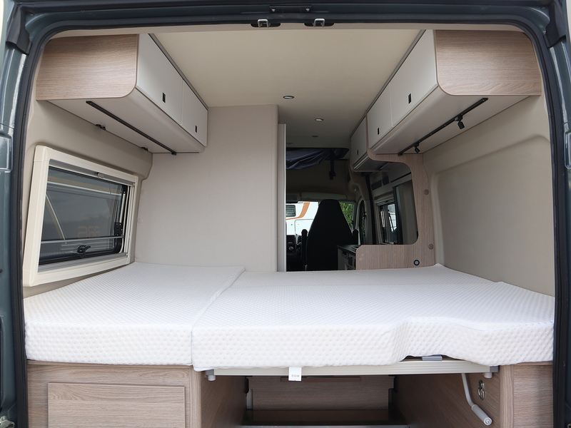 Burstner Skyline Campeo C600  Motorhome - Large 9