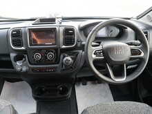 Burstner Skyline Campeo C600  Motorhome13