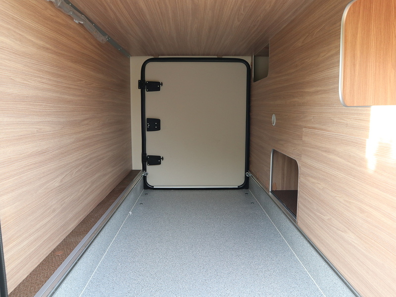 Burstner Limited T IT 690G  Motorhome - Large 5