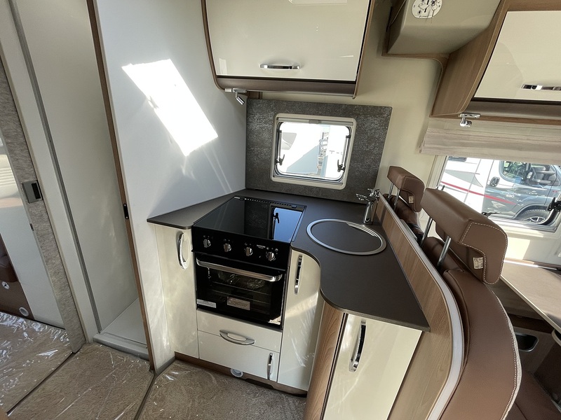 Burstner Lyseo Harmony TD 744  Motorhome - Large 10