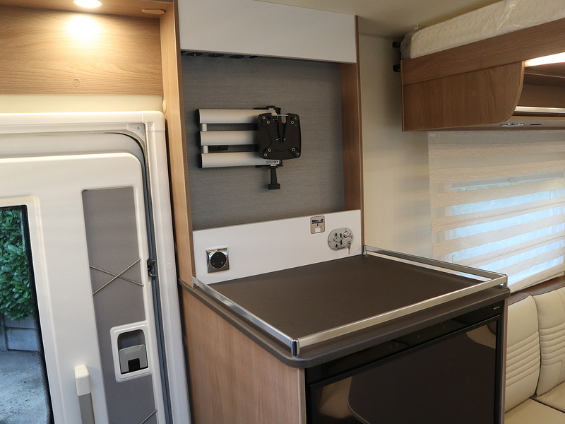 Burstner Lyseo TD 644G  Motorhome - Large 18
