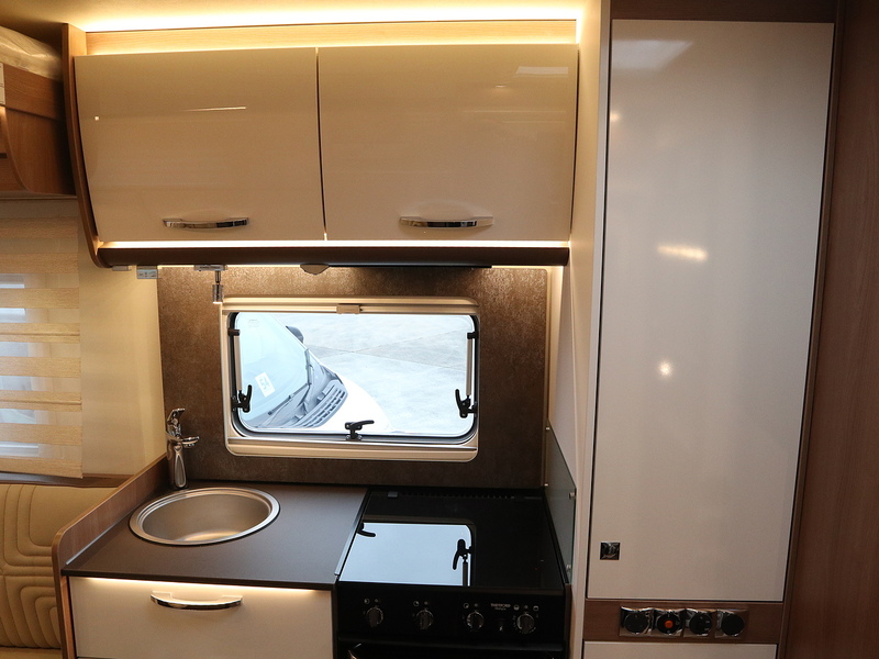 Burstner Lyseo TD 644G  Motorhome - Large 20