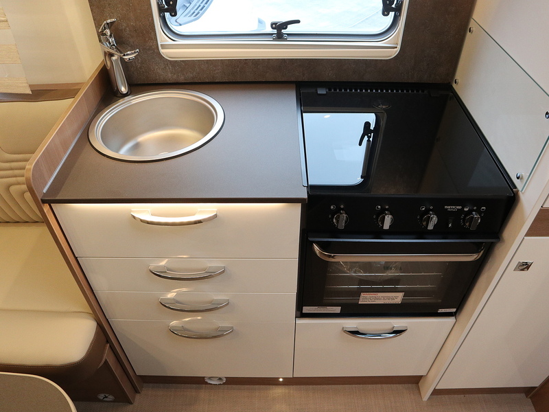 Burstner Lyseo TD 644G  Motorhome - Large 21