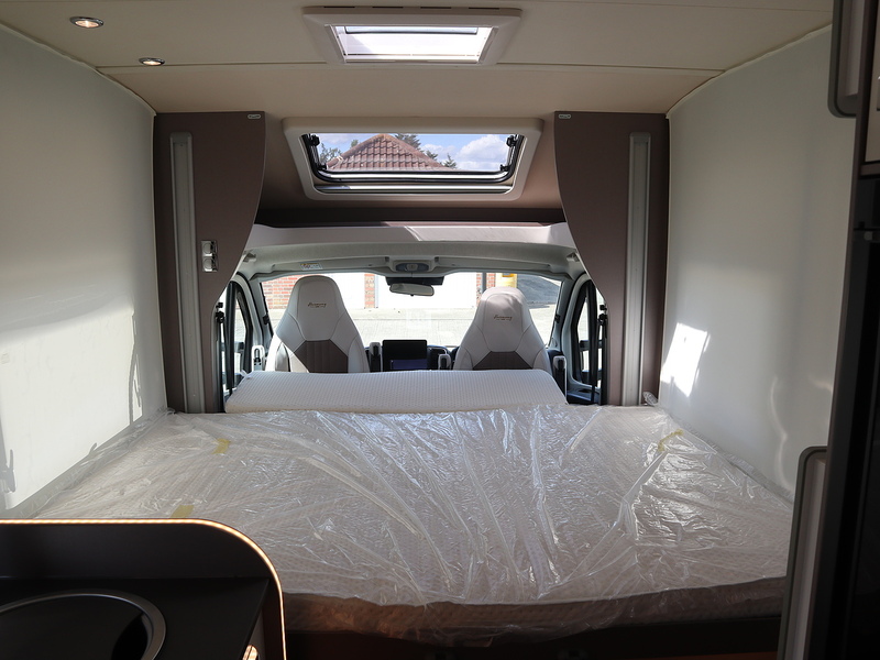 Burstner Lyseo TD Harmony 594  Motorhome - Large 17