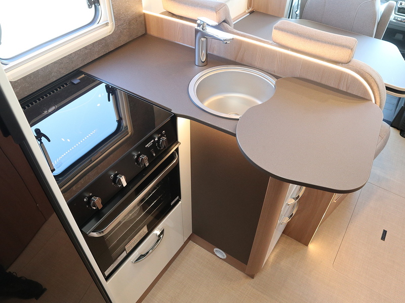 Burstner Lyseo TD 690G  Motorhome - Large 18