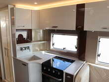 Burstner Elegance 910G  A Class21