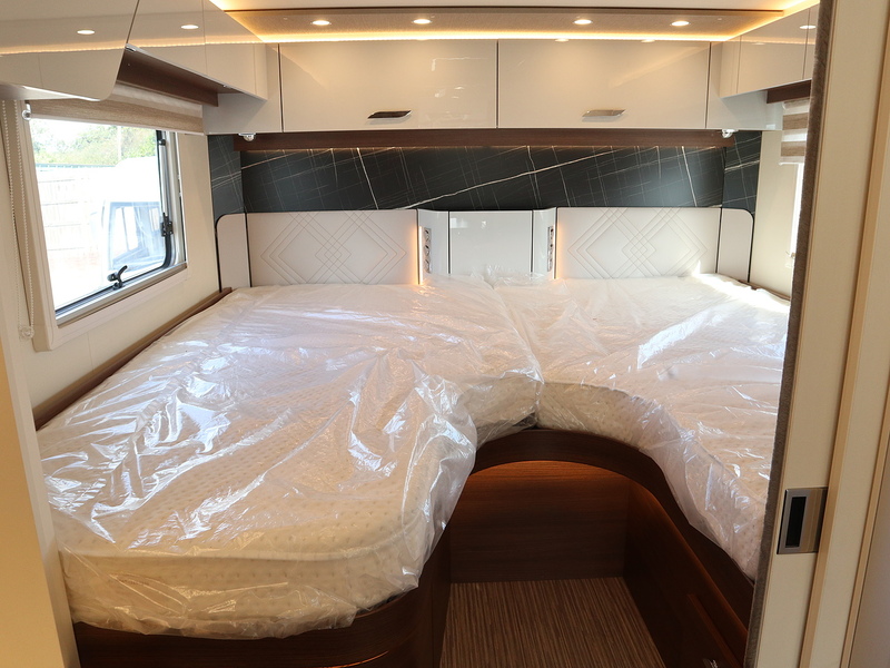 Burstner Elegance 910G  A Class - Large 23