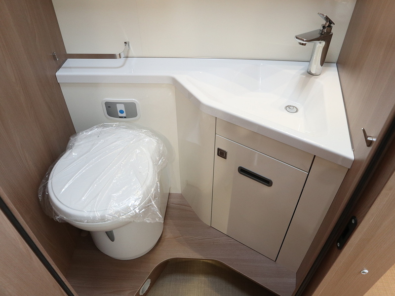 Burstner Lyseo Harmony 744  Motorhome - Large 33