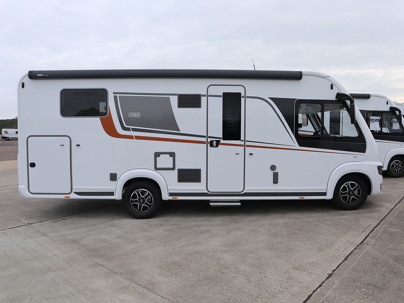 Burstner Lyseo I 736  A Class - Large 3