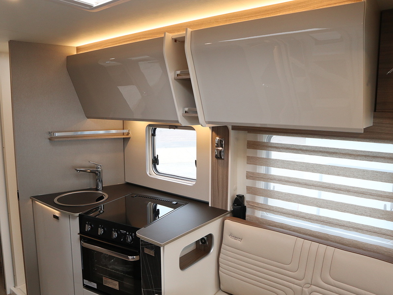 Burstner Lyseo I 736  A Class - Large 20