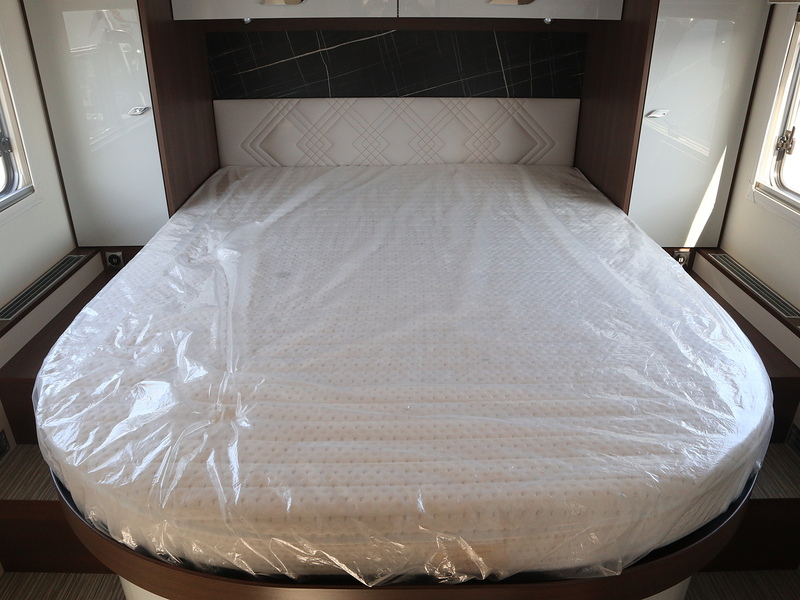 Burstner Elegance 920G  A Class - Large 24