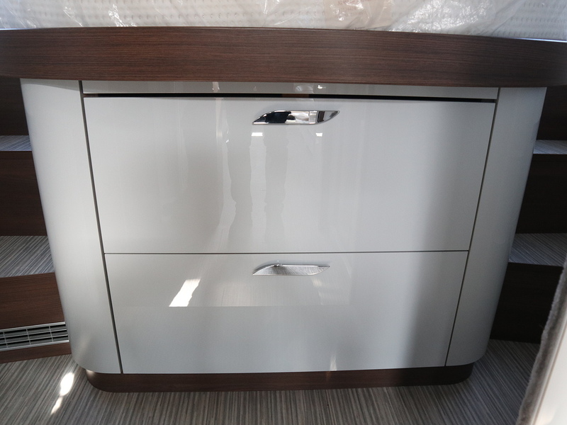 Burstner Elegance 920G  A Class - Large 25