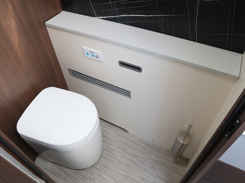 Burstner Elegance 920G  A Class - Large 29