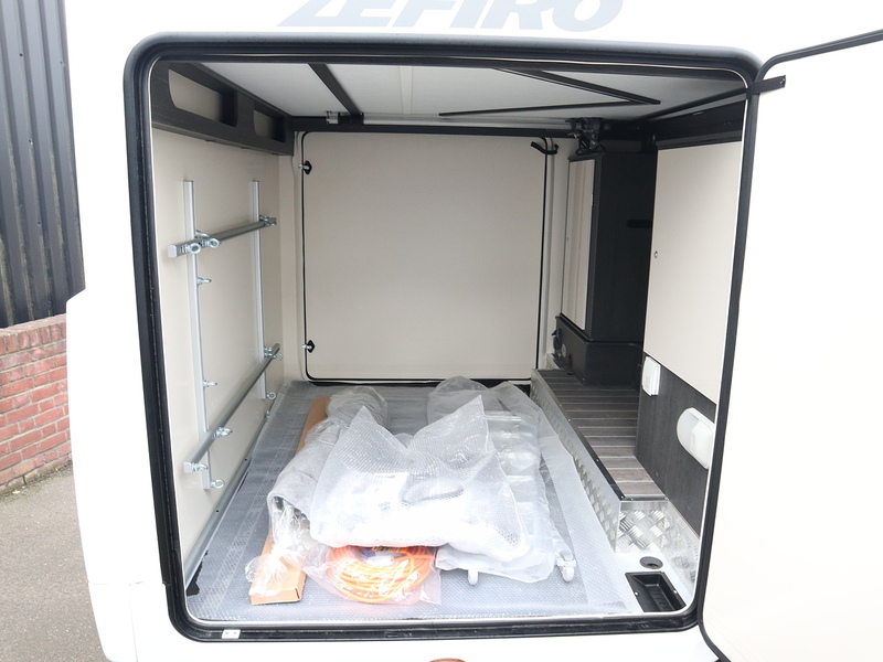 Rollerteam Zefiro Sport Edition 2026 Motorhome - Large 4