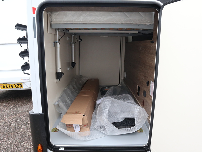 Rollerteam T-Line 740 2026 Motorhome - Large 4