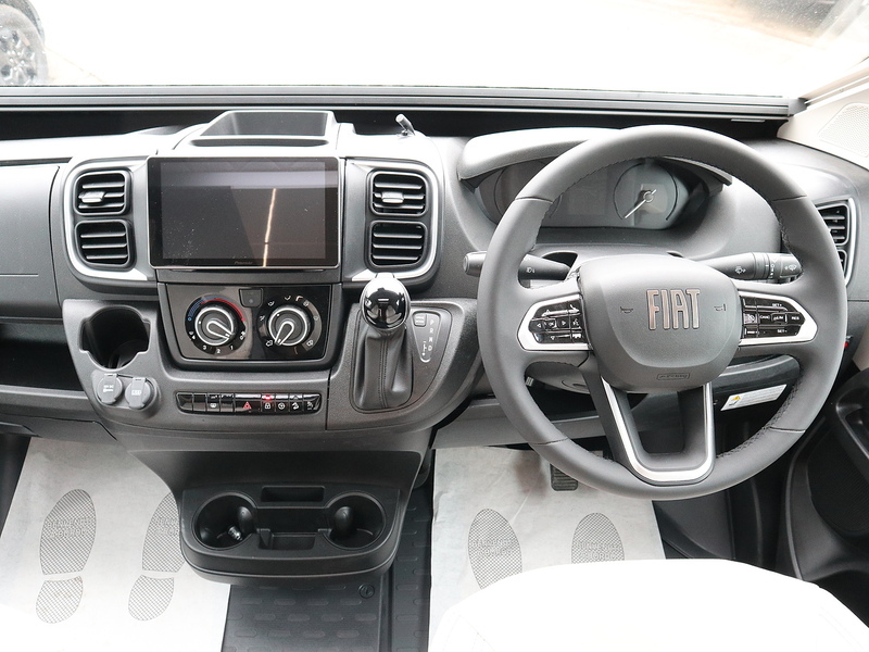 Rollerteam T-Line 740 2026 Motorhome - Large 8