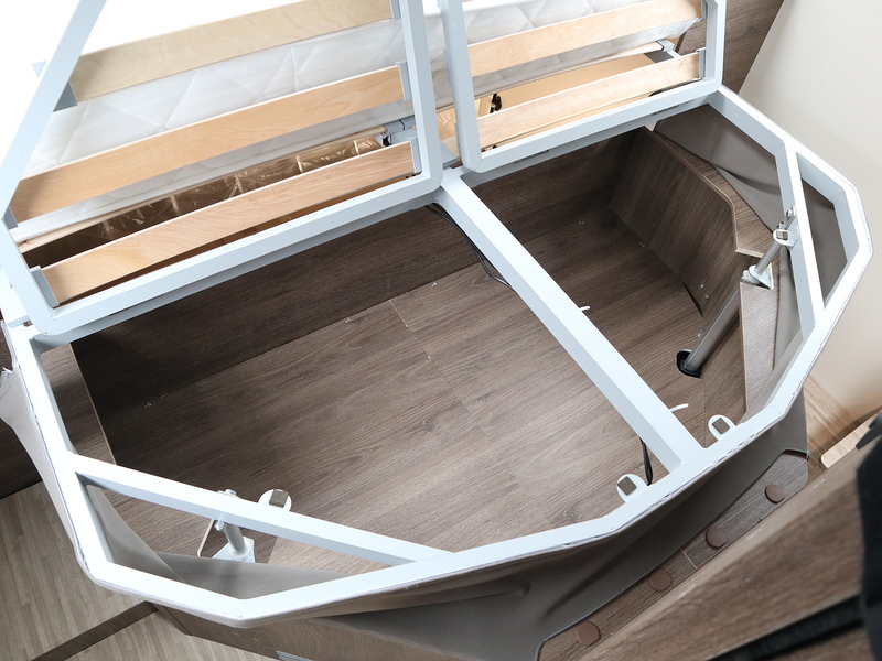 Rollerteam T-Line 740 2026 Motorhome - Large 24