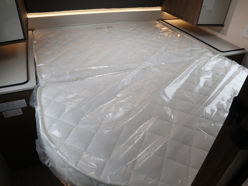 Rollerteam T-Line 740 2026 Motorhome - Large 23