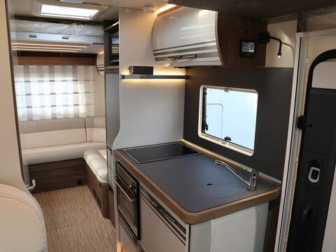 Rollerteam T-Line 700 Motorhome - N2266